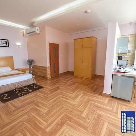 Bmk House Apartments Кампала Экстерьер фото