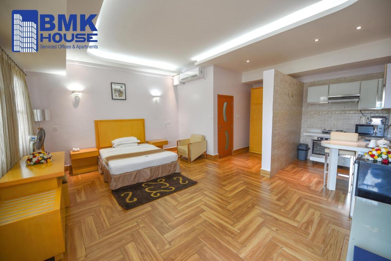 Bmk House Apartments Кампала Экстерьер фото